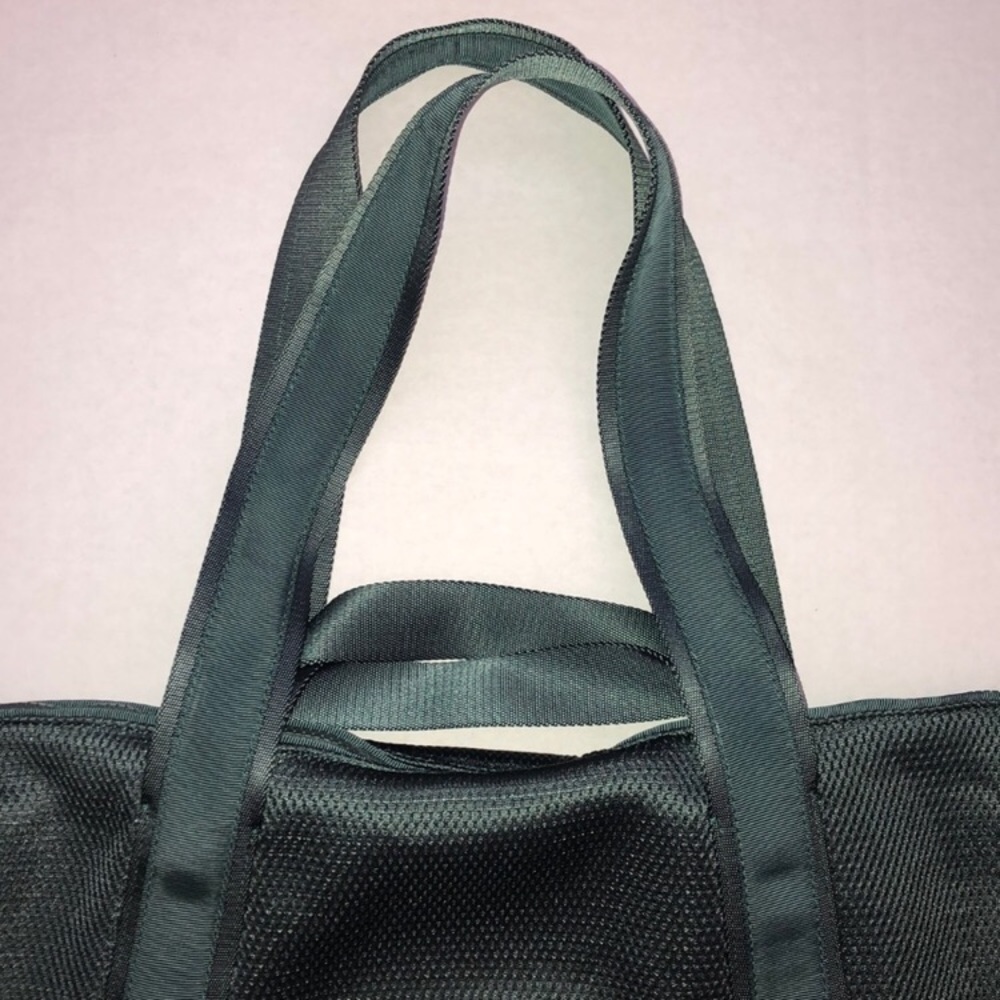 Lululemon bag - Picture 5 of 8